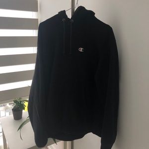 Champion Sweater (Black / Large)